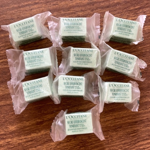 L'OCCITANE Bath & Body Loccitane Effervescent Revitalizing Sugar